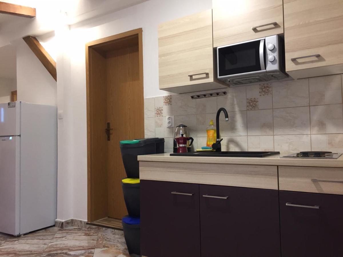 One-Bedroom Apartment, Wifi, Airco, Parking, Washing Machine, Grill Medulin Kültér fotó